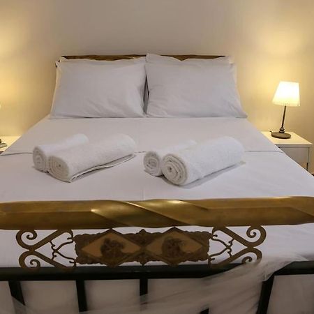 Templar Guesthouse Famagusta  Bagian luar foto