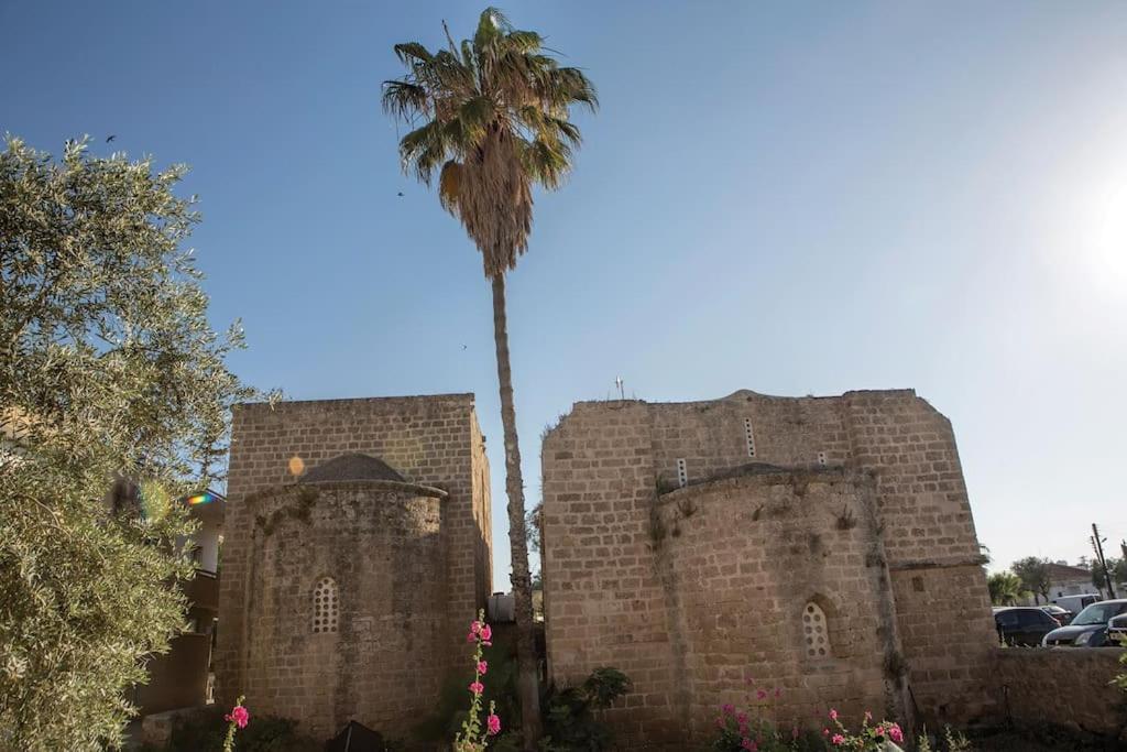 Templar Guesthouse Famagusta  Bagian luar foto